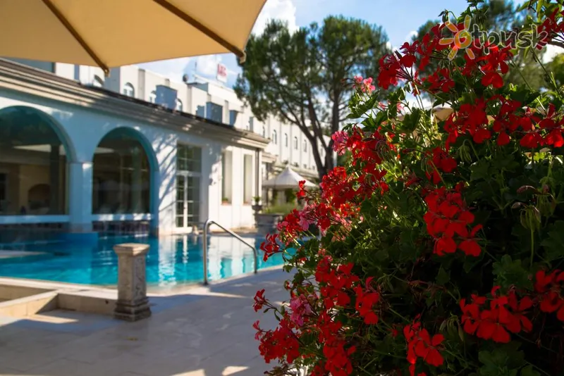Фото отеля Bellavista Terme Resort & Spa 4* Montegroto Terme Itālija ārpuse un baseini