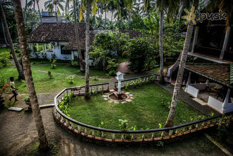 Фото отеля Sonri Villa 2* Unavatuna Šrilanka ārpuse un baseini