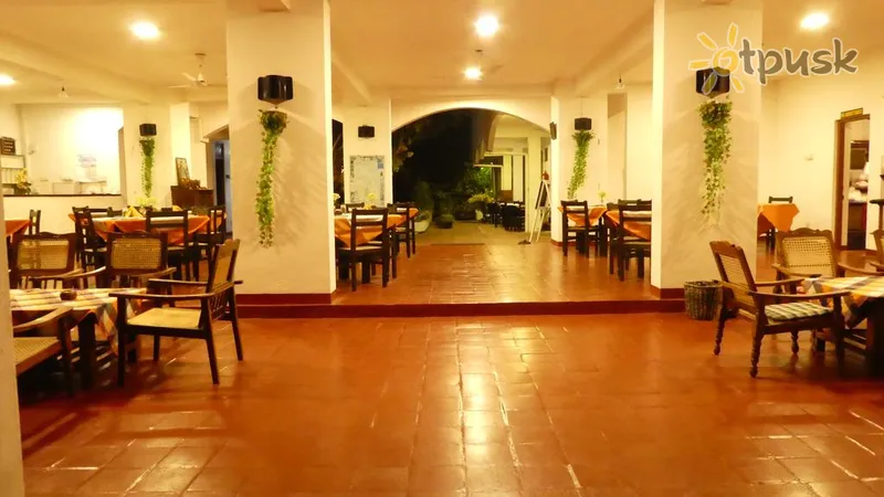 Фото отеля Hemadan Hotel 1* Bentota Šrilanka bāri un restorāni