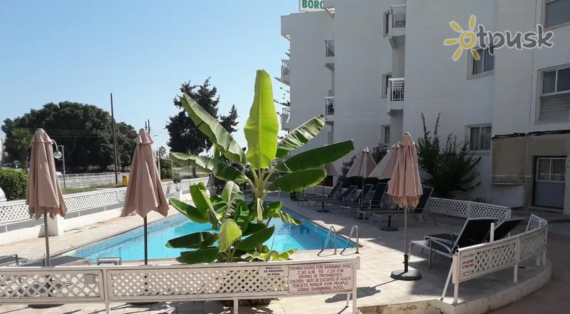 Фото отеля Boronia Hotel Apartments 3* Larnaka Kipra ārpuse un baseini