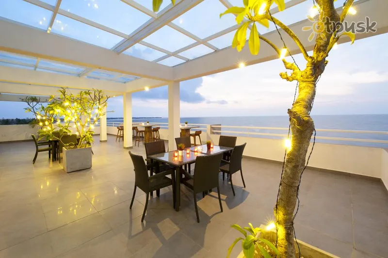 Фото отеля The Beach All Suite Hotel 4* Негомбо Шри-Ланка бары и рестораны