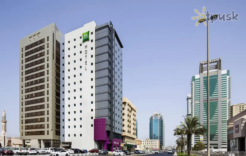 Фото отеля Ibis Styles Sharjah 3* Шарджа ОАЕ екстер'єр та басейни