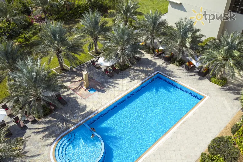 Фото отеля Centro Sharjah by Rotana 3* Шарджа ОАЕ екстер'єр та басейни