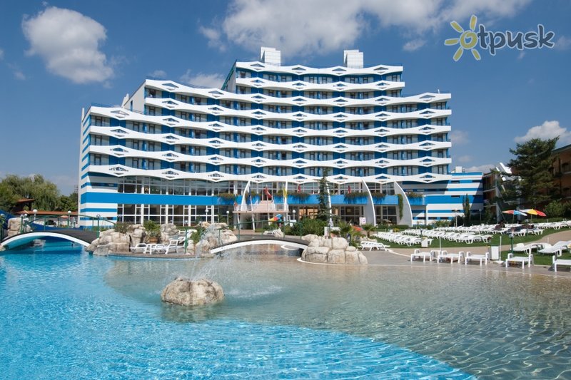 Фото отеля Trakia Plaza Hotel & Apartments 4* Солнечный берег Болгария экстерьер и бассейны
