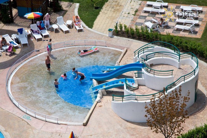 Фото отеля Trakia Plaza Hotel & Apartments 4* Солнечный берег Болгария аквапарк, горки