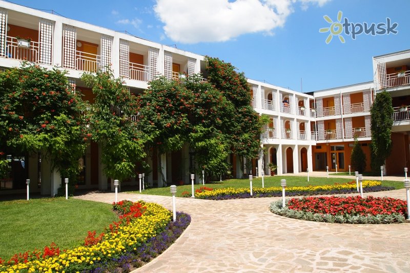 Фото отеля Nessebar Beach Hotel 3* Сонячний берег Болгарія екстер'єр та басейни