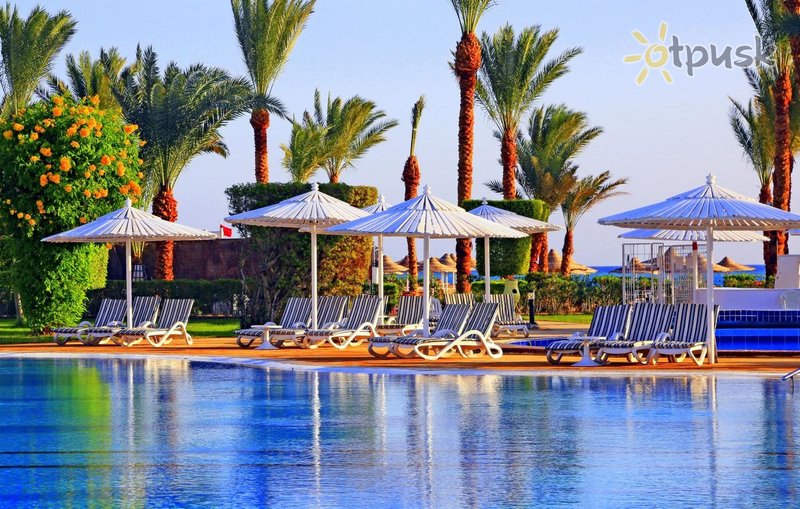 Фото отеля Labranda Royal Makadi 5* Макади Бей Египет экстерьер и бассейны