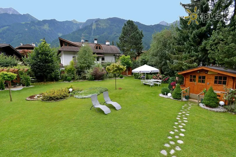 Фото отеля Landhaus Zum Griena Pension 1* Mayrhofenas Austrija išorė ir baseinai