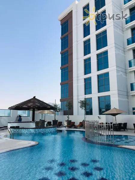 Фото отеля Hyatt Place Dubai Jumeirah 4* Dubaija AAE ārpuse un baseini