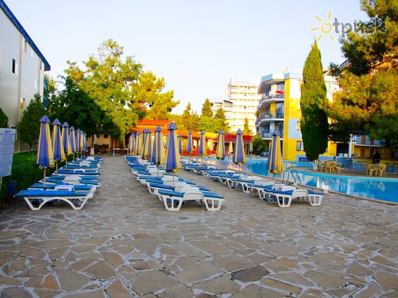 Фото отеля Azurro Hotel 3* Солнечный берег Болгария экстерьер и бассейны