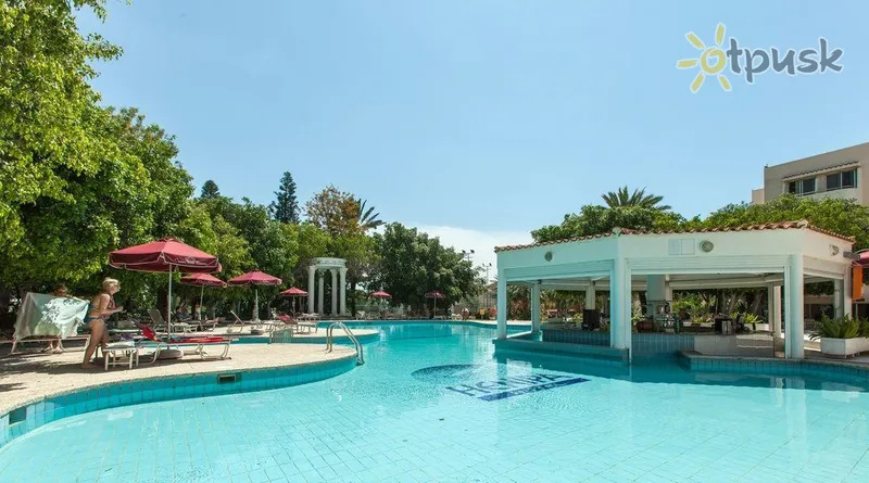 Фото отеля Crown Resorts Henipa 3* Larnaka Kipras barai ir restoranai