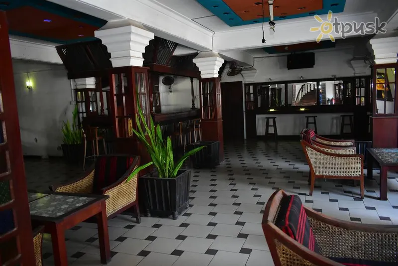 Фото отеля Nippon Villa Beach Resort 3* Hikaduva Šrilanka bāri un restorāni