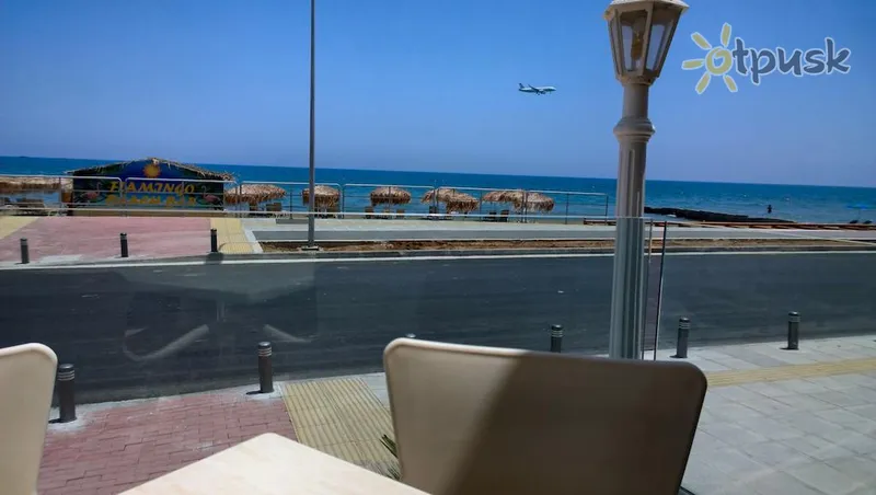 Фото отеля Flamingo Beach Hotel 3* Larnaka Kipra bāri un restorāni