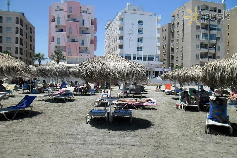 Фото отеля Flamingo Beach Hotel 3* Ларнака Кипр пляж