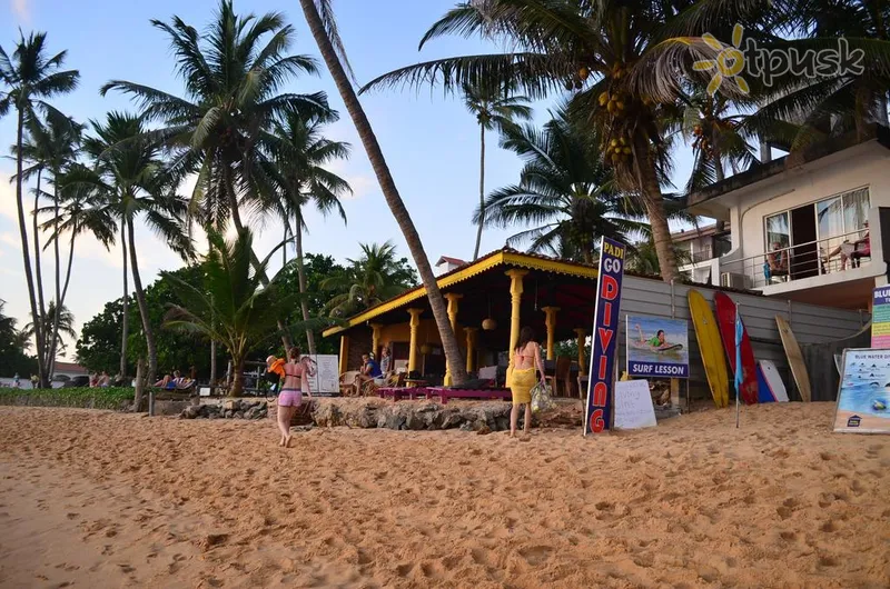 Фото отеля Paradiso Hotel 2* Хіккадува Шрі Ланка пляж