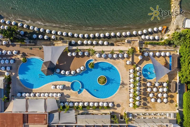 Фото отеля The Royal Apollonia Beach 5* Limasola Kipra ārpuse un baseini