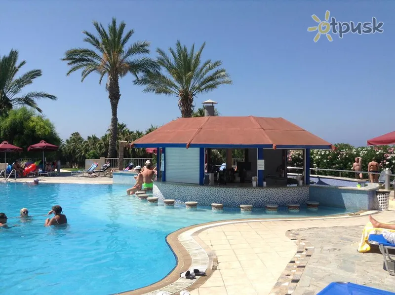 Фото отеля Crown Resorts Horizon 4* Пафос Кіпр бари та ресторани