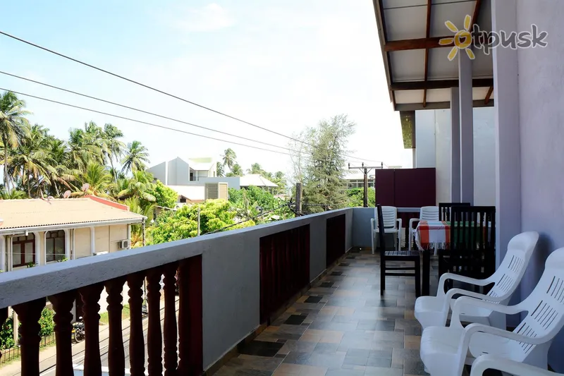 Фото отеля YKD Tourist Rest 2* Hikaduva Šrilanka bāri un restorāni