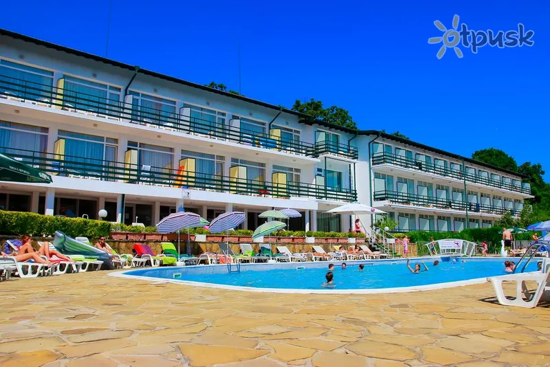 Фото отеля Kini Park Hotel 3* Auksinės smiltys Bulgarija išorė ir baseinai