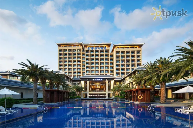 Фото отеля Jinghai Hotel & Resort 5* о. Хайнань Китай екстер'єр та басейни