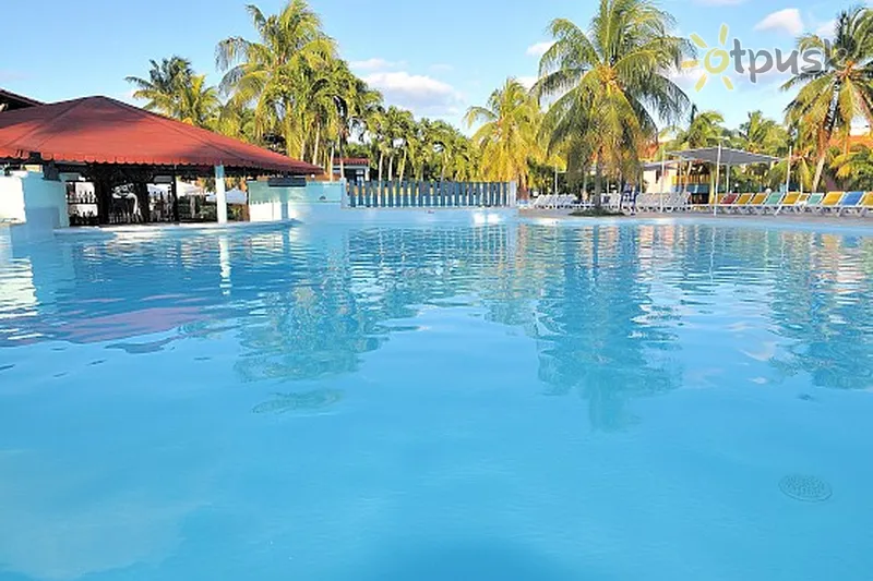 Фото отеля Club Amigo Caracol 3* Камагуэй Куба экстерьер и бассейны