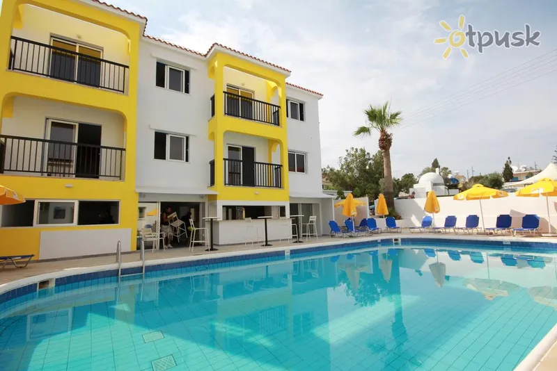Фото отеля Sea Cleonapa Annex Hotel 3* Ayia Napa Kipras išorė ir baseinai