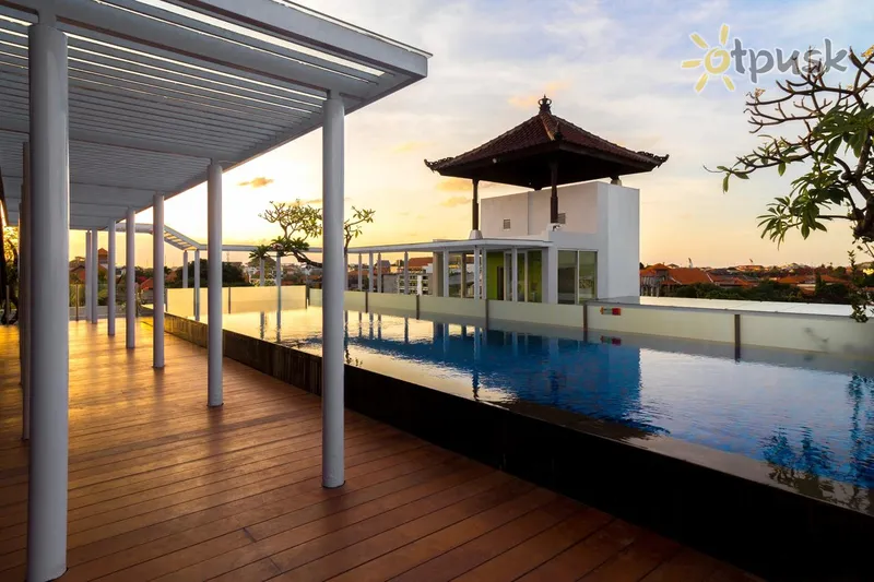 Фото отеля Kuta Beach Hotel 3* Кута (о. Бали) Индонезия экстерьер и бассейны