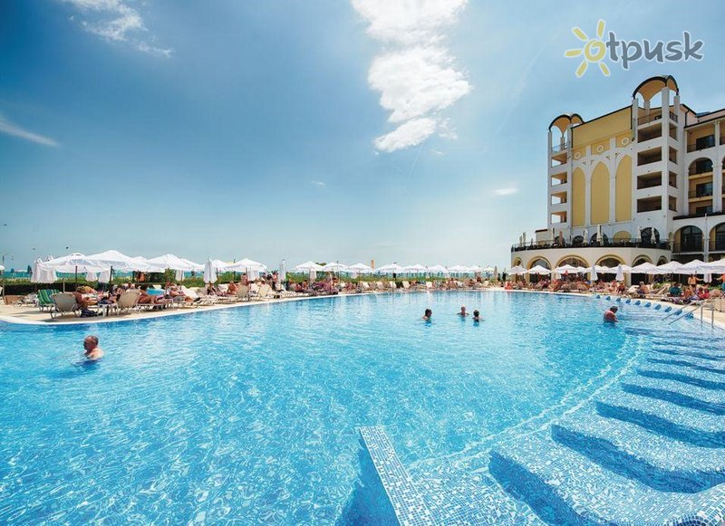 Фото отеля Riu Helios Bay Hotel 4* Обзор Болгария экстерьер и бассейны