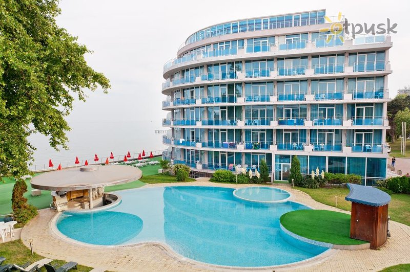 Фото отеля Sirius Beach Hotel & SPA 4* Св. Константин и Елена Болгария экстерьер и бассейны