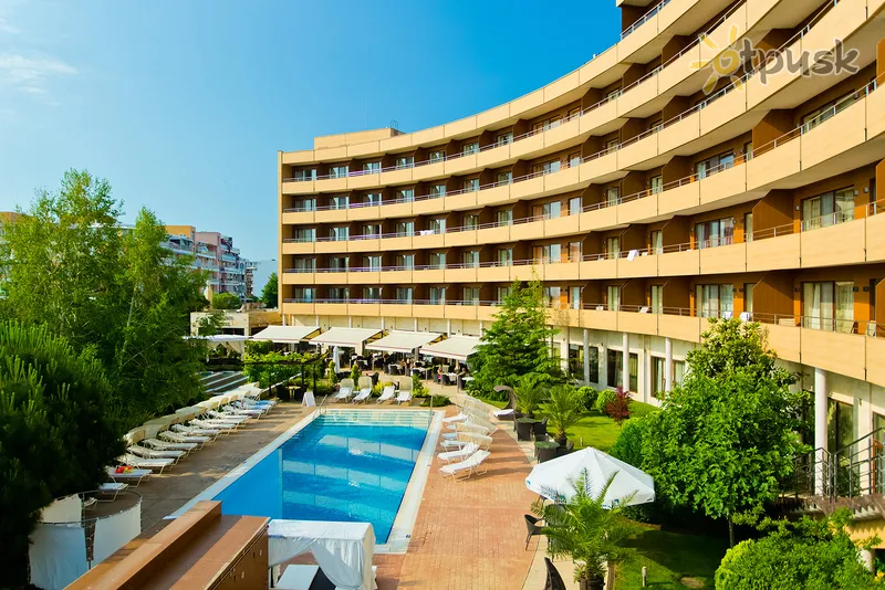 Фото отеля Grand Hotel Pomorie 5* Pomorie Bulgarija išorė ir baseinai