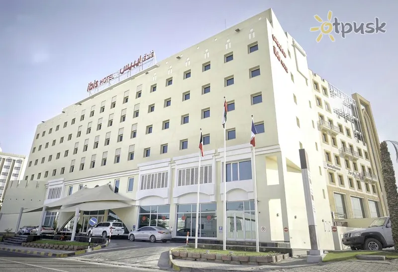 Фото отеля Ibis Muscat Hotel 3* Muskatas Omanas išorė ir baseinai