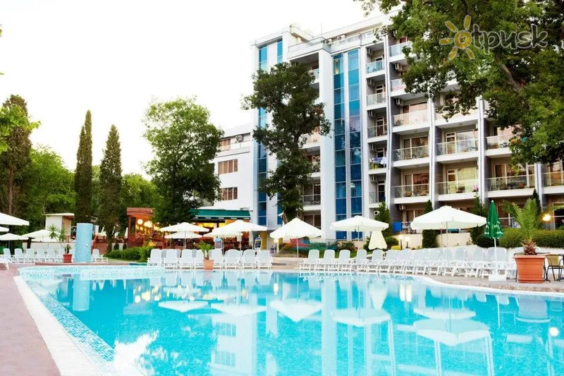 Фото отеля Green Park 3* Auksinės smiltys Bulgarija išorė ir baseinai