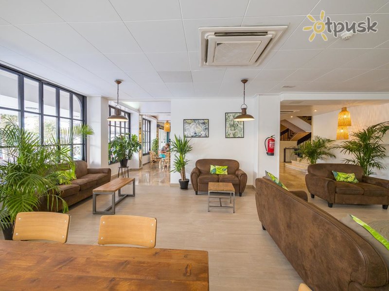Фото отеля Checkin Garbi 3* Коста Дель Маресме Испания лобби и интерьер