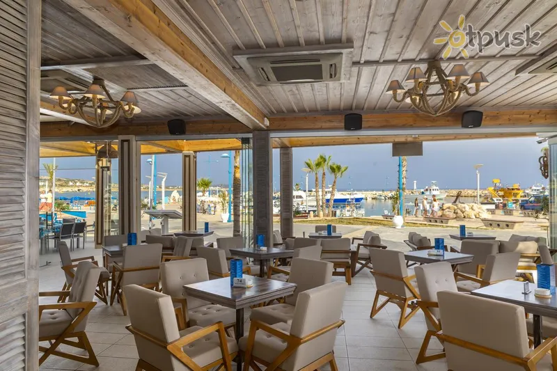 Фото отеля Limanaki Beach Hotel 3* Aija Napa Kipra bāri un restorāni
