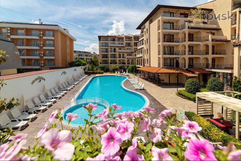 Фото отеля Rose Village Aparthotel 3* Солнечный берег Болгария экстерьер и бассейны