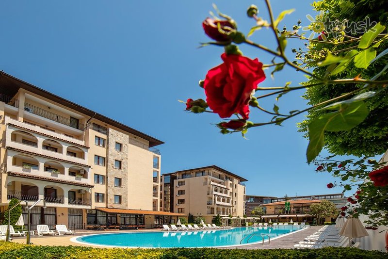 Фото отеля Rose Village Aparthotel 3* Солнечный берег Болгария экстерьер и бассейны