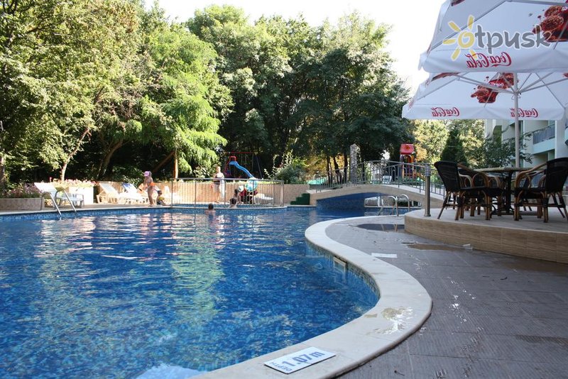 Фото отеля Perunika Hotel 3* Золотые пески Болгария экстерьер и бассейны