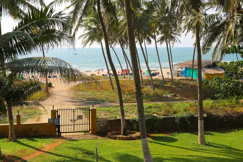 Фото отеля Longuinhos Beach Resort 3* Южный Гоа Индия экстерьер и бассейны