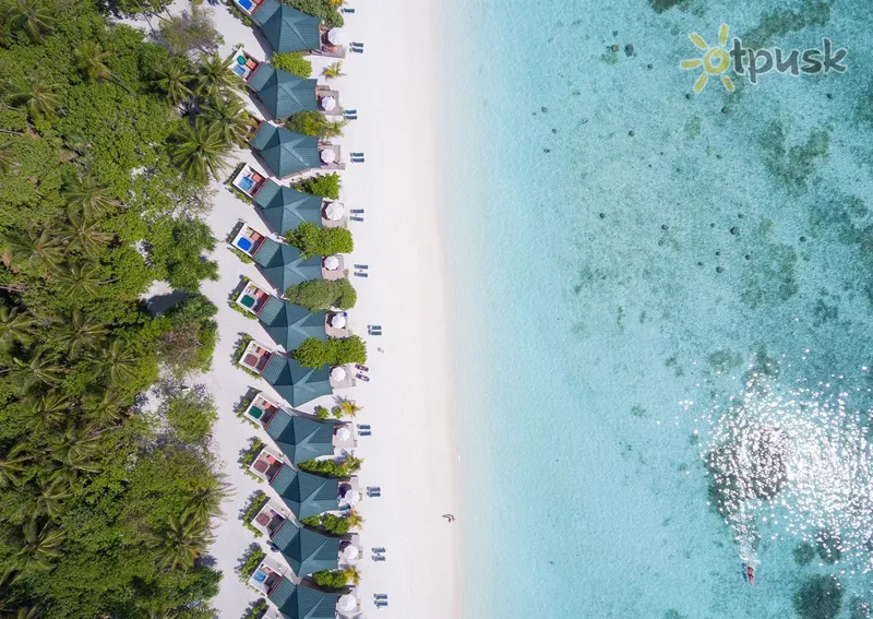 Фото отеля Meeru Island Resort & Spa 5* Šiaurės Malės atolas Maldyvai papludimys