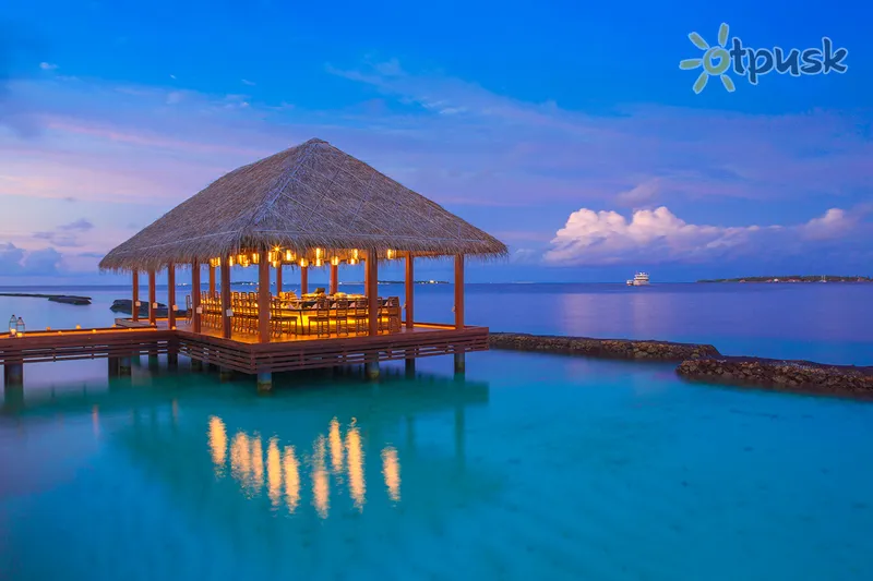 Фото отеля Kurumba Maldives 5* Північний Мале Атол Мальдіви екстер'єр та басейни