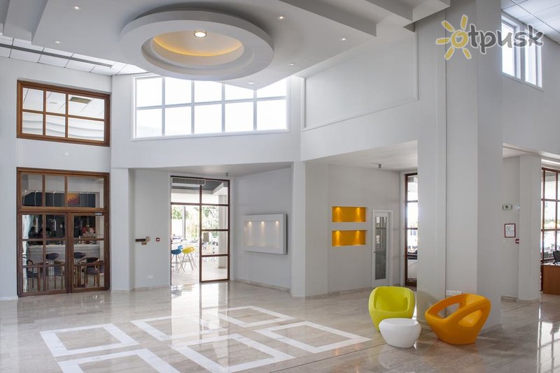 Фото отеля Smartline Mayfair Paphos 3* Пафос Кипр лобби и интерьер