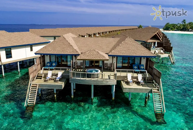 Фото отеля Reethi Faru Resort 5* Раа Атолл Мальдивы экстерьер и бассейны