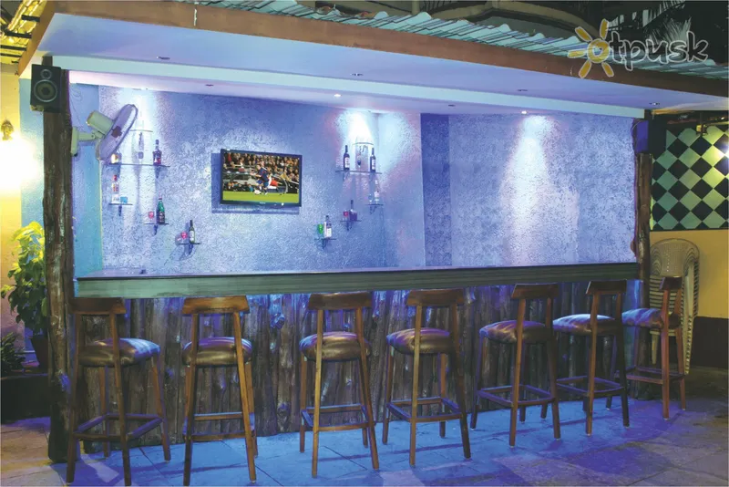Фото отеля Nazri Resort 4* Северный Гоа Индия бары и рестораны