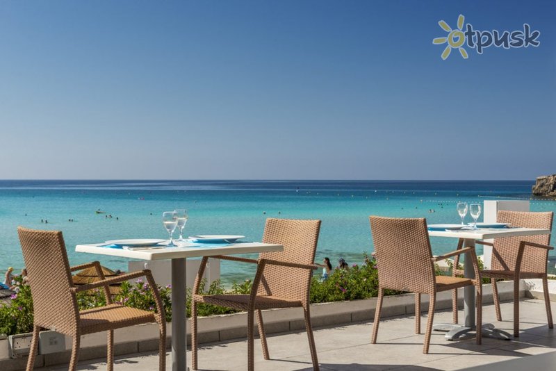 Фото отеля Nissi Beach Resort 4* Айя Напа Кипр бары и рестораны