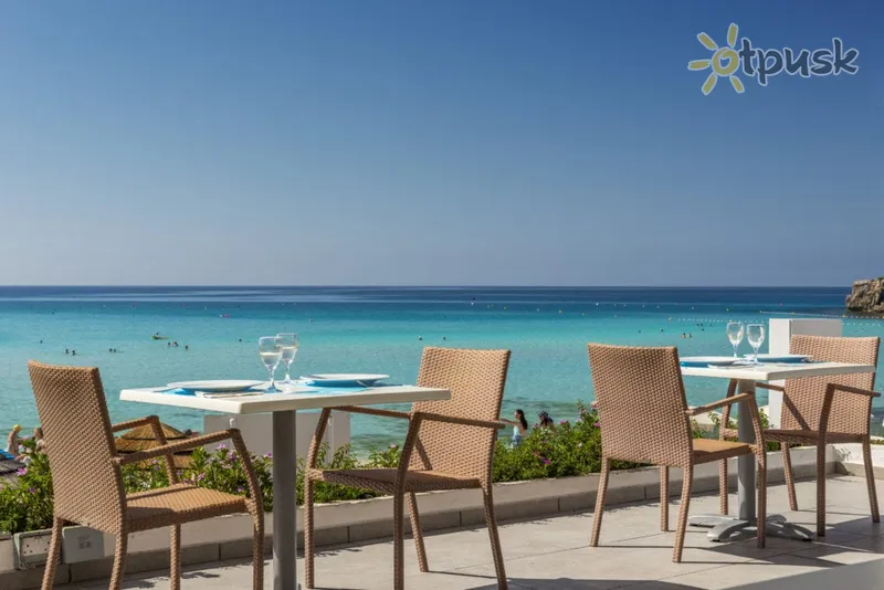 Фото отеля Nissi Beach Resort 4* Aija Napa Kipra bāri un restorāni