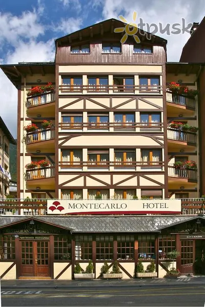 Фото отеля Montecarlo Hotel 2* Stovykla Andora išorė ir baseinai