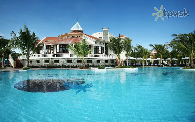 Фото отеля Golden Coast Resort & Spa 4* Фантьет Вьетнам экстерьер и бассейны