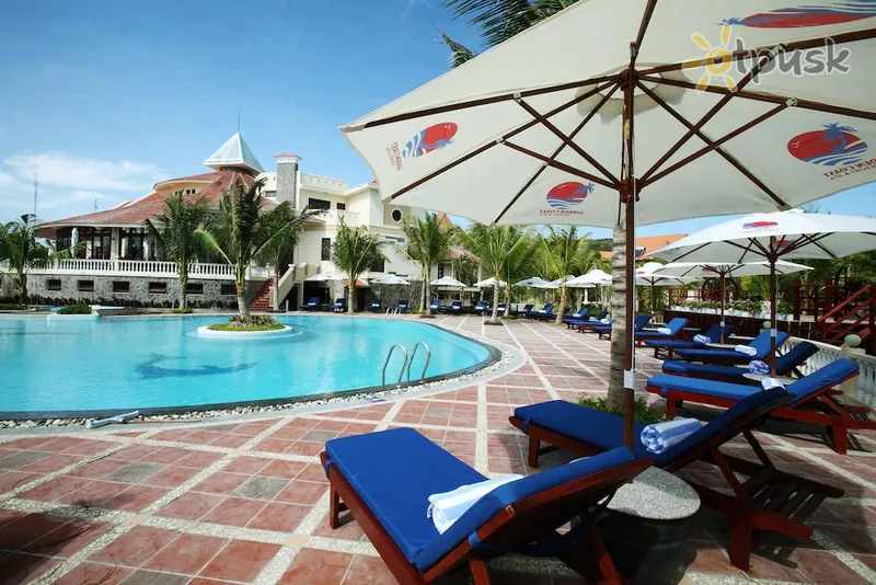 Фото отеля Golden Coast Resort & Spa 4* Фантьет Вьетнам экстерьер и бассейны