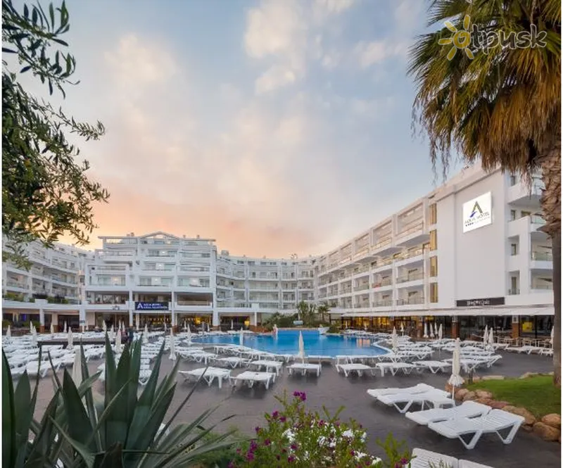 Фото отеля Aqua Hotel Aquamarina & Spa 4* Коста Дель Маресме Іспанія екстер'єр та басейни