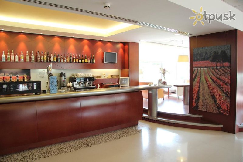 Фото отеля Novotel Barcelona Sant Joan Despi 4* Барселона Испания бары и рестораны